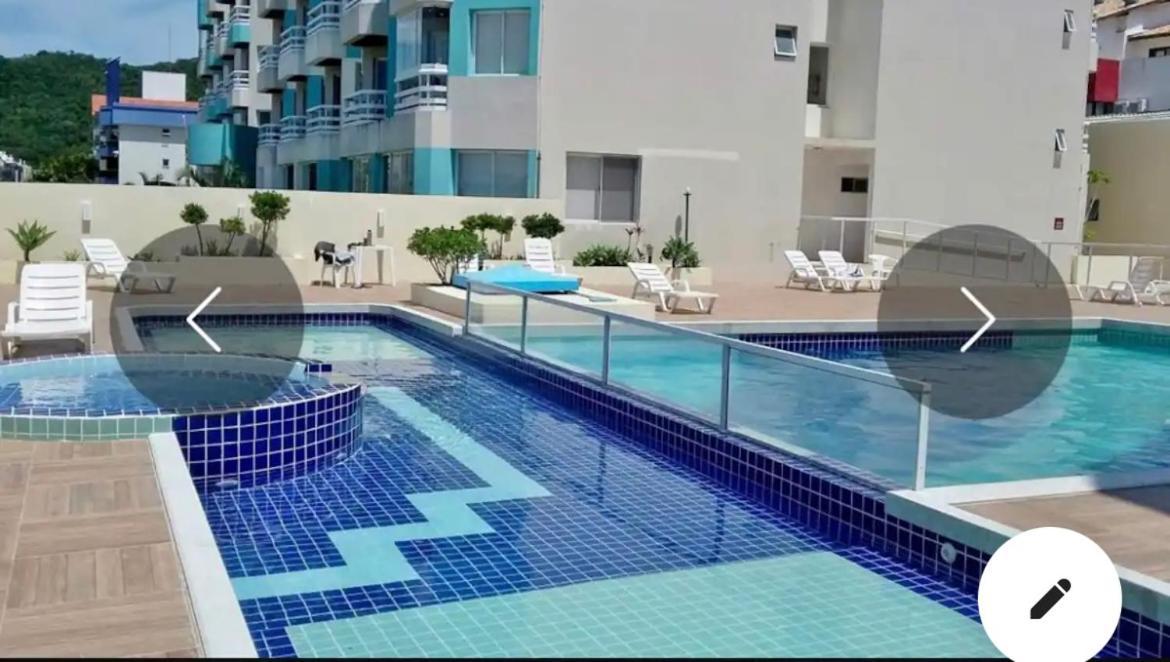 Apartamento Maravilhoso, Completo,1 Quarto Com Cama Queen E Sofa Retratil, Bi Cama Embutida, Colchao Extra, Vista Pro Mar, Dormem 5, Pe Na Areia, Jacuzzi, Piscina Wifi,Self Checkin, Automatizado Appartement Florianópolis Buitenkant foto